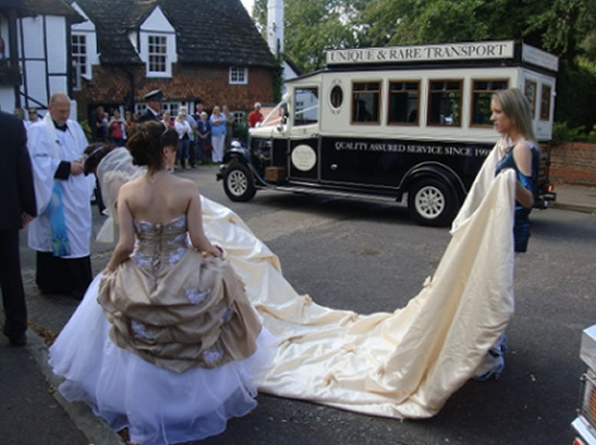 Asquith Mascot Vintage Bus