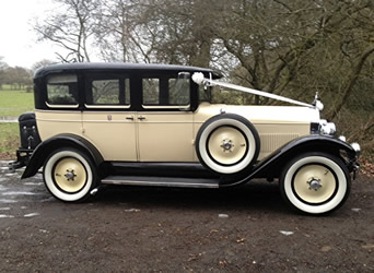 1928 Locomobile Sedan